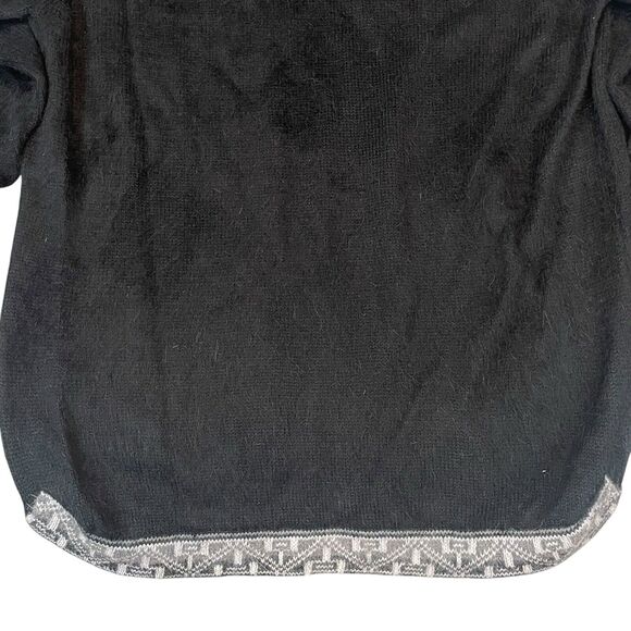 Peruvian Hand Made Alpaca Wool Sweater Women's Size Large Black Warm Cozy - Picture 8 of 12